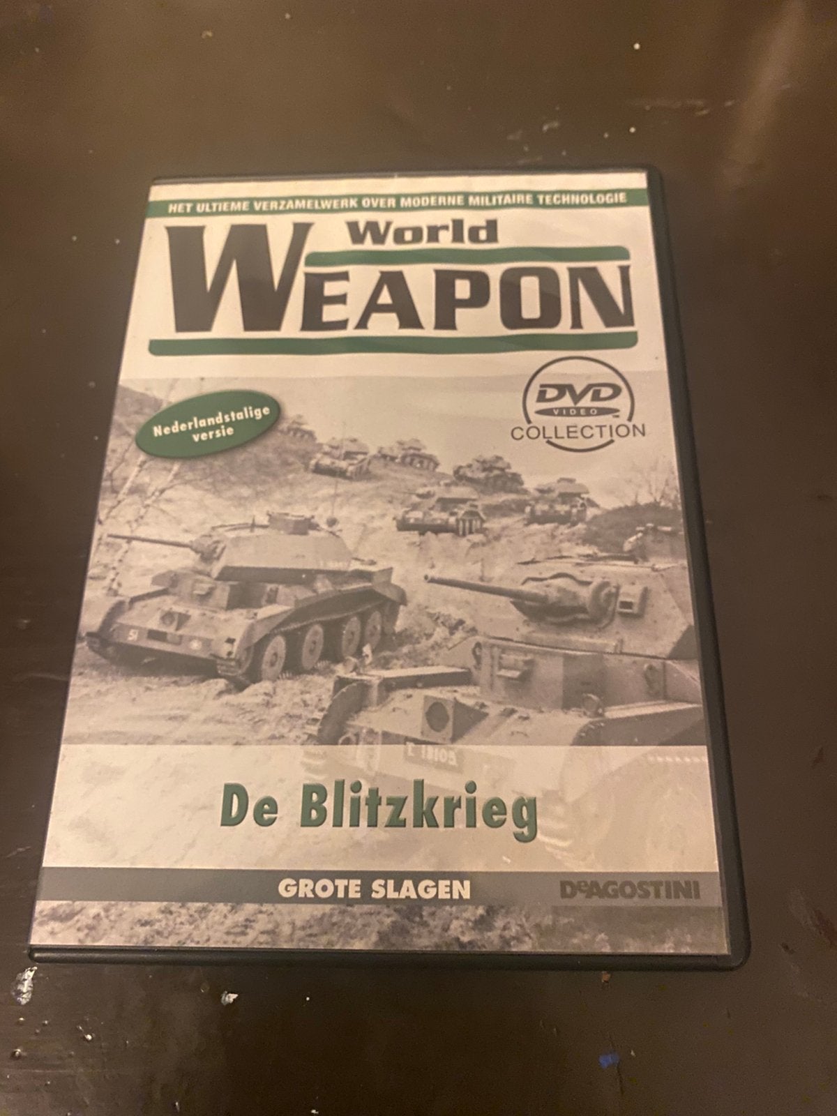 World Weapon (12) - De Blitzkrieg (Discovery), Vanaf 12 jaar, Ophalen of Verzenden, Zo goed als nieuw, Oorlog of Misdaad
