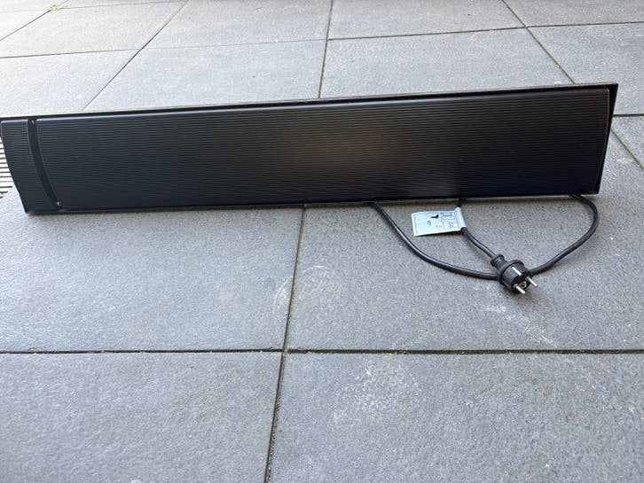 Zo goed als nieuwe elektrische heater, Tuin en Terras, Ophalen, Zo goed als nieuw, Elektrisch, Wand