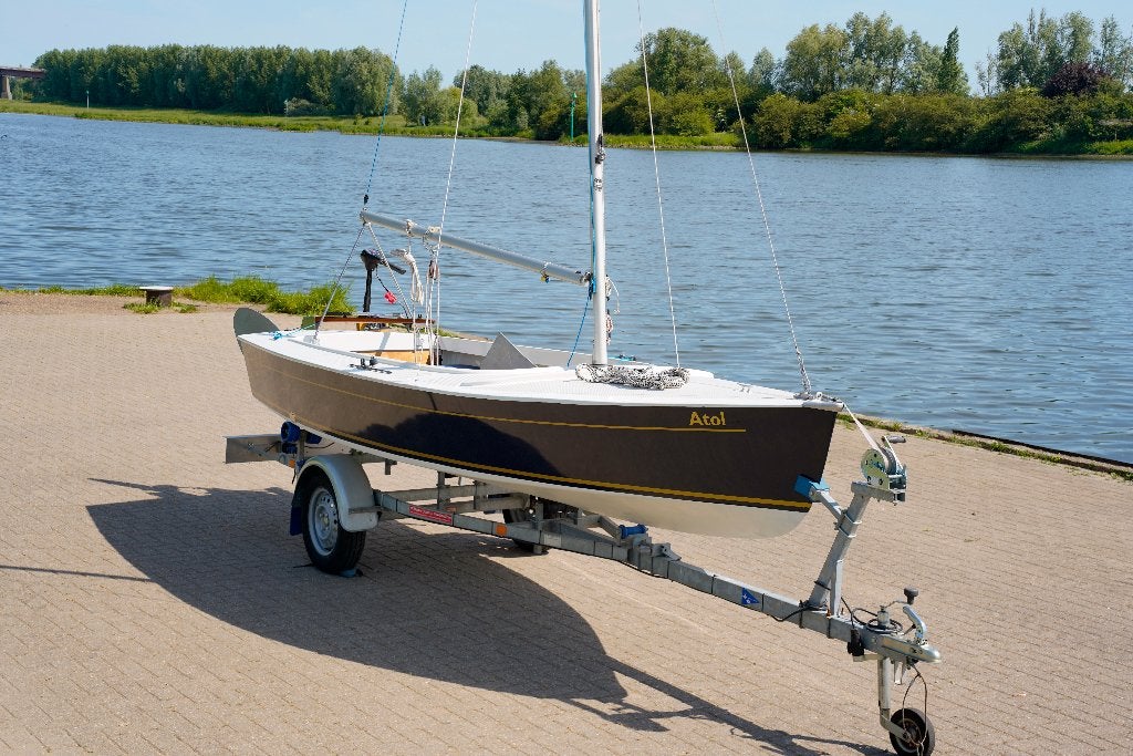 Zeilboot Volksboot VB480 Compleet dus direct het water op!, Watersport en Boten, Ophalen, Fok, Elektrisch, 1 pk