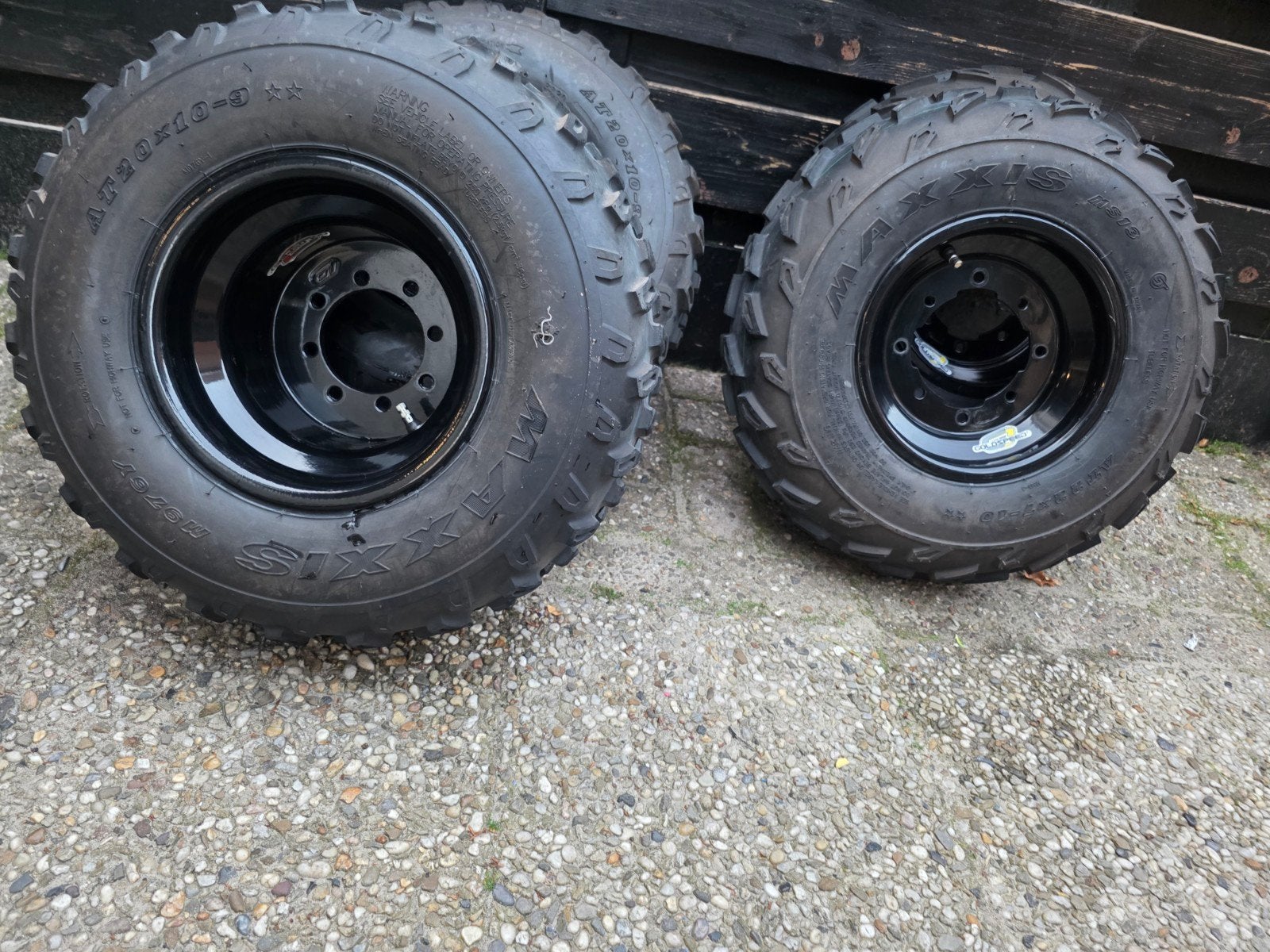Quad banden met goldspeed velgen, Ophalen