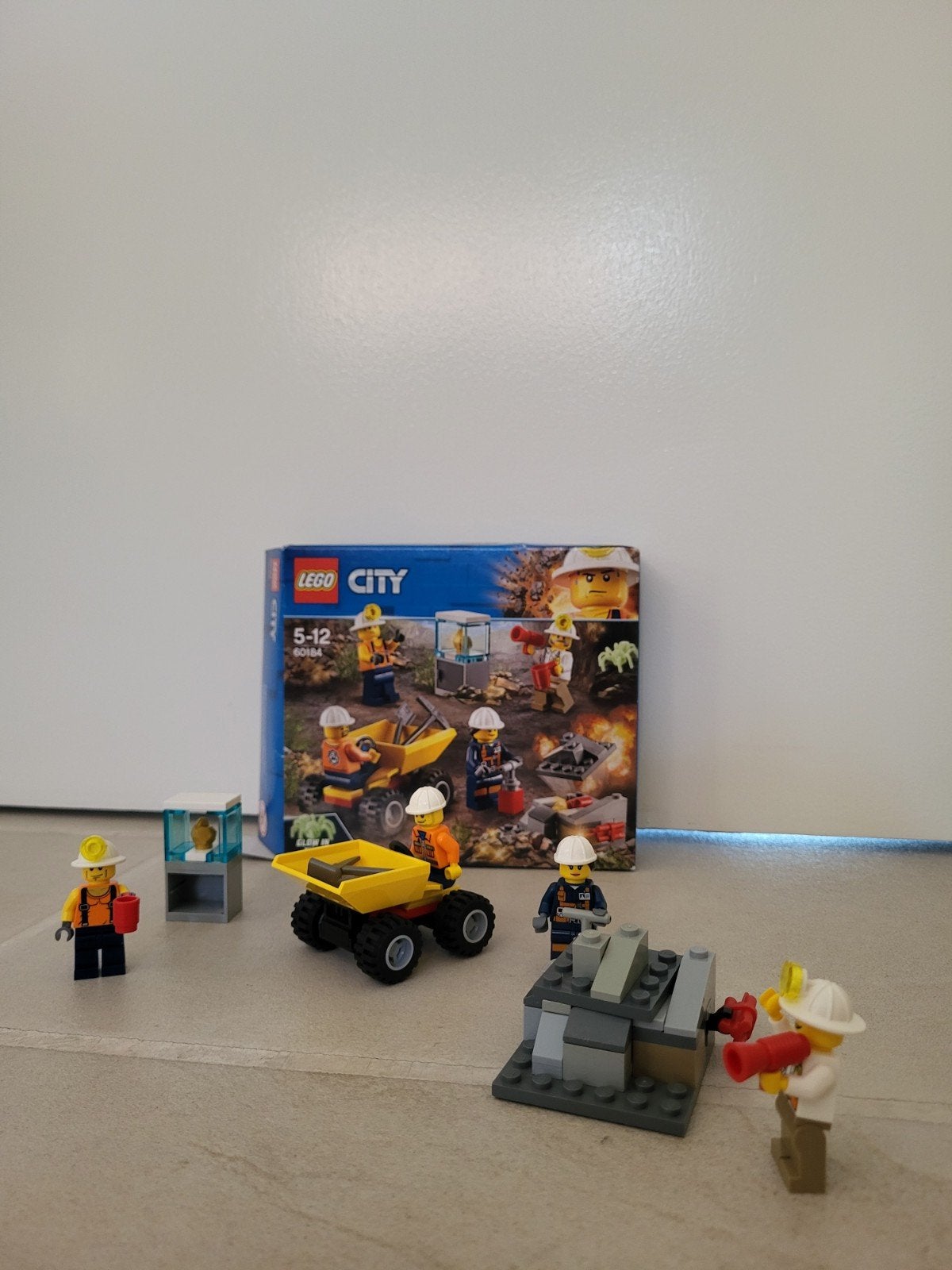 Lego City nr. 60184, Kinderen en Baby's, Speelgoed | Duplo en Lego, Lego, Overige typen, Ophalen of Verzenden, Inclusief minifiguren