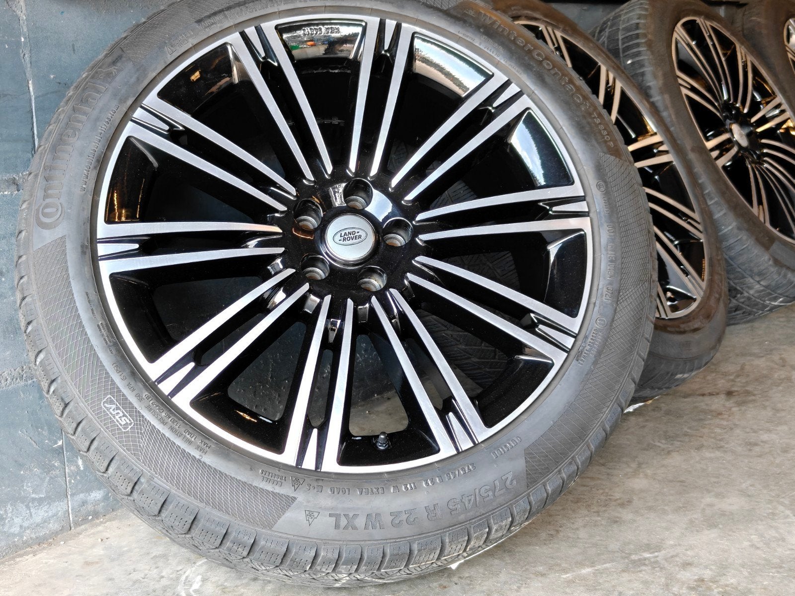 22" Range Rover Winterset Continental TPMS, Gebruikt, 275 mm, Banden en Velgen, Onbekend