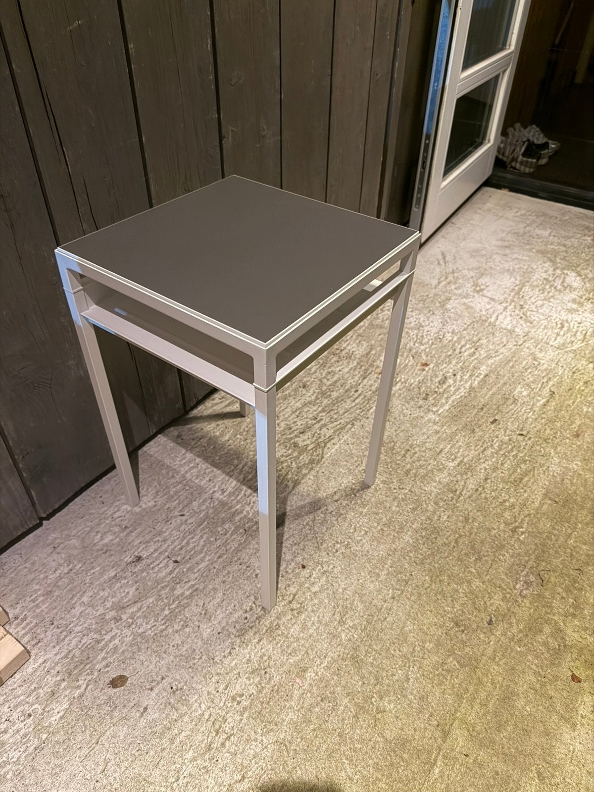 Ikea Nyboda bijzettafel, Minder dan 55 cm, Vierkant, Zo goed als nieuw, Ophalen
