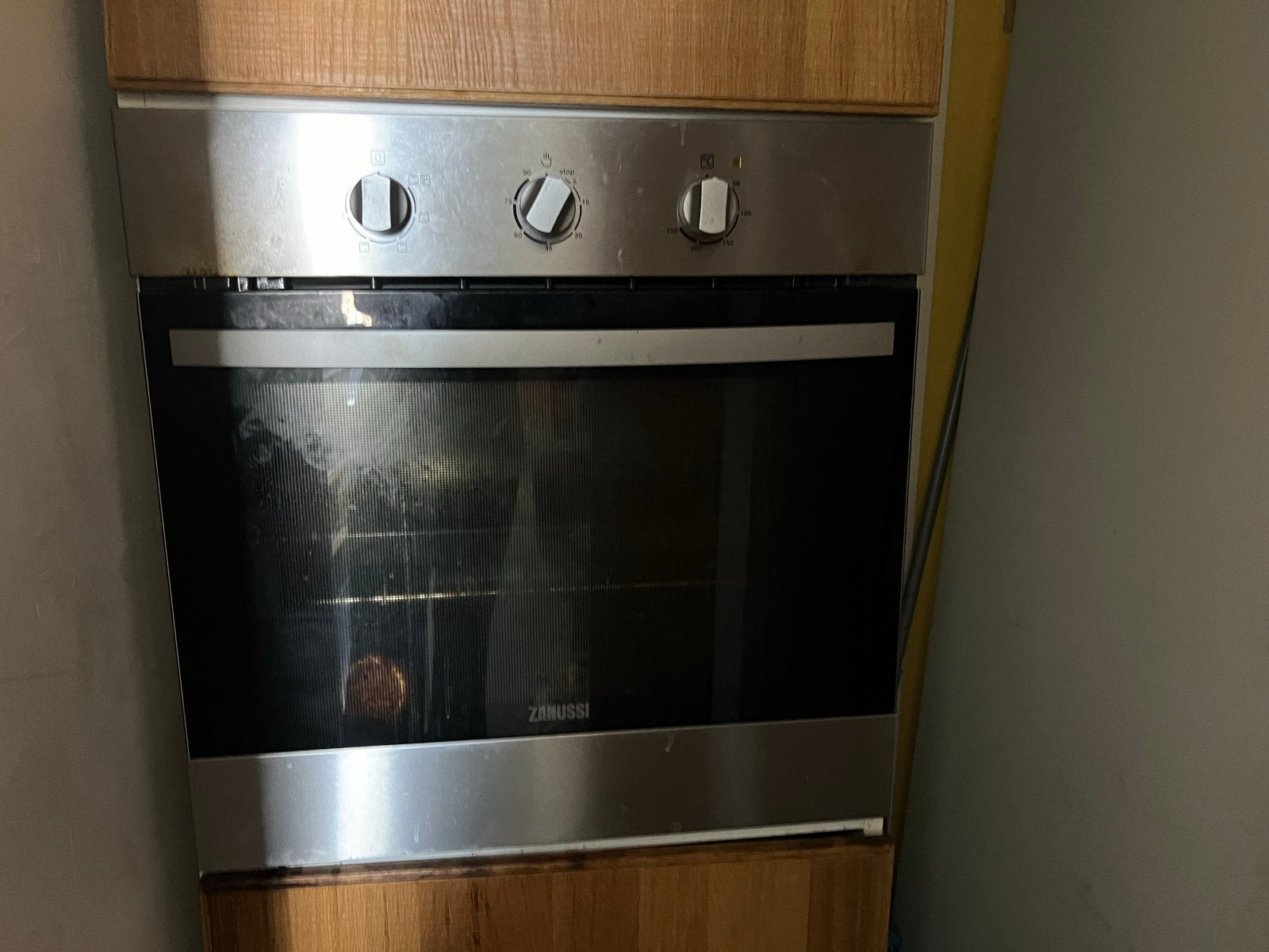 Gratis- Zanussi Inbouw Oven en kast - Gebruikt, Ophalen, Gebruikt, Oven, Zanussi