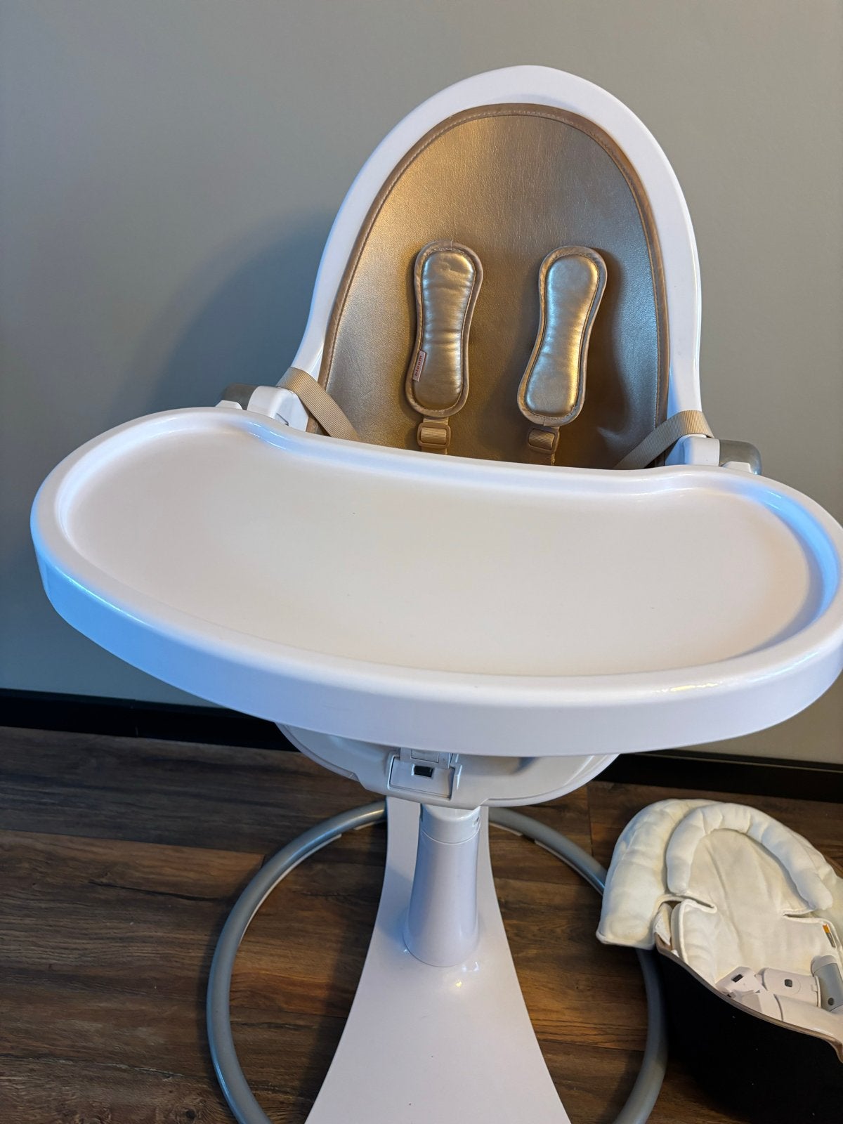 Bloom Fresco kinderstoel met accessoires, Kinderen en Baby's, Kinderstoelen, Ophalen, Gebruikt, Meegroeistoel, Afneembaar eetblad