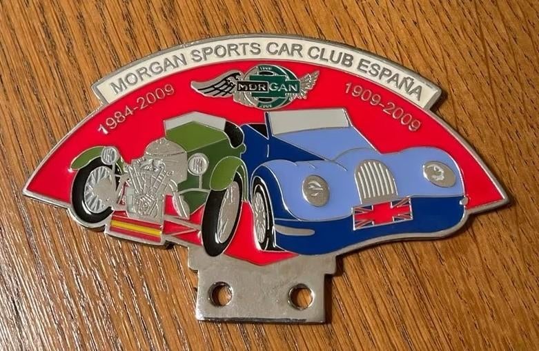 Morgan Three Wheeler Car Badge España  1909-2009, Ophalen of Verzenden, Zo goed als nieuw, Auto's