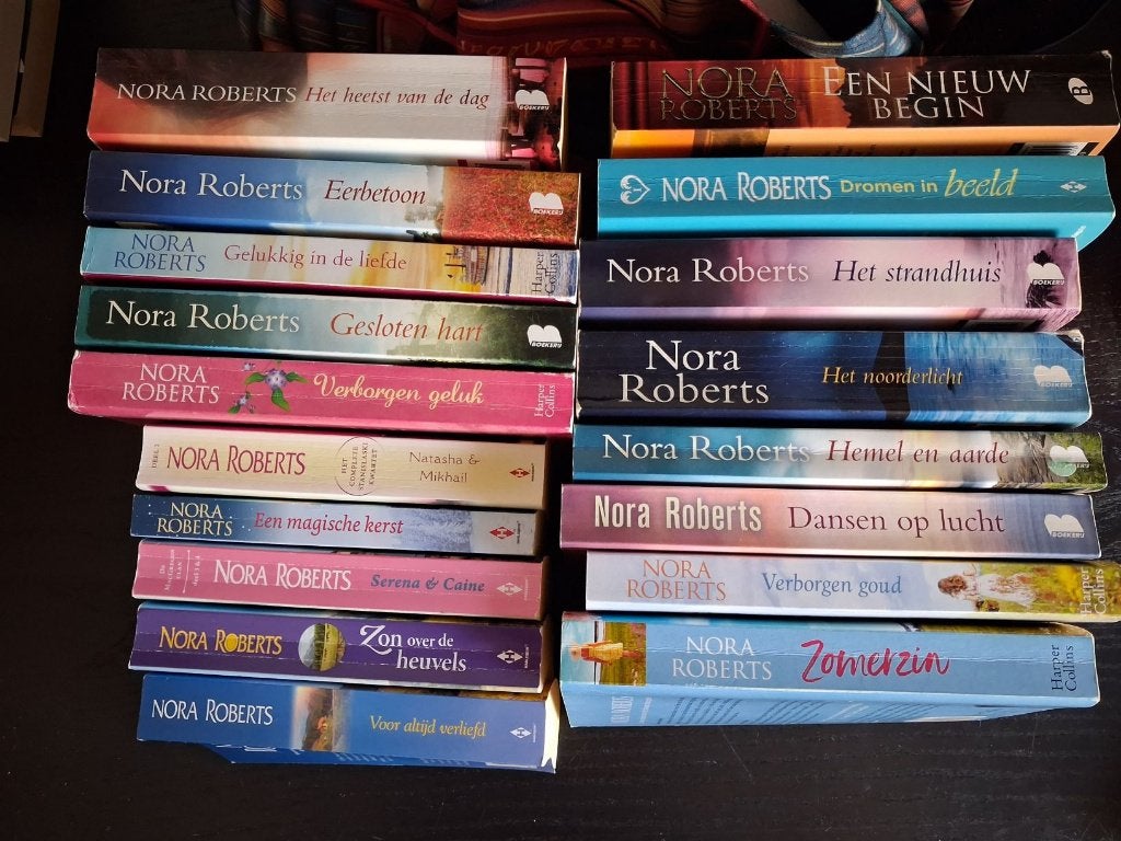 Nora Roberts - 18 titels, Boeken, Ophalen of Verzenden, Gelezen
