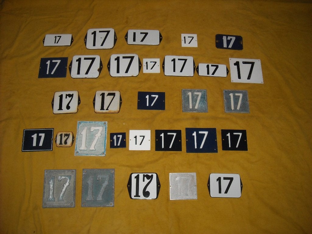 oud emaille huisnummer 17 ook 18 19 20 21 22 23 24 25 26 27, Ophalen of Verzenden