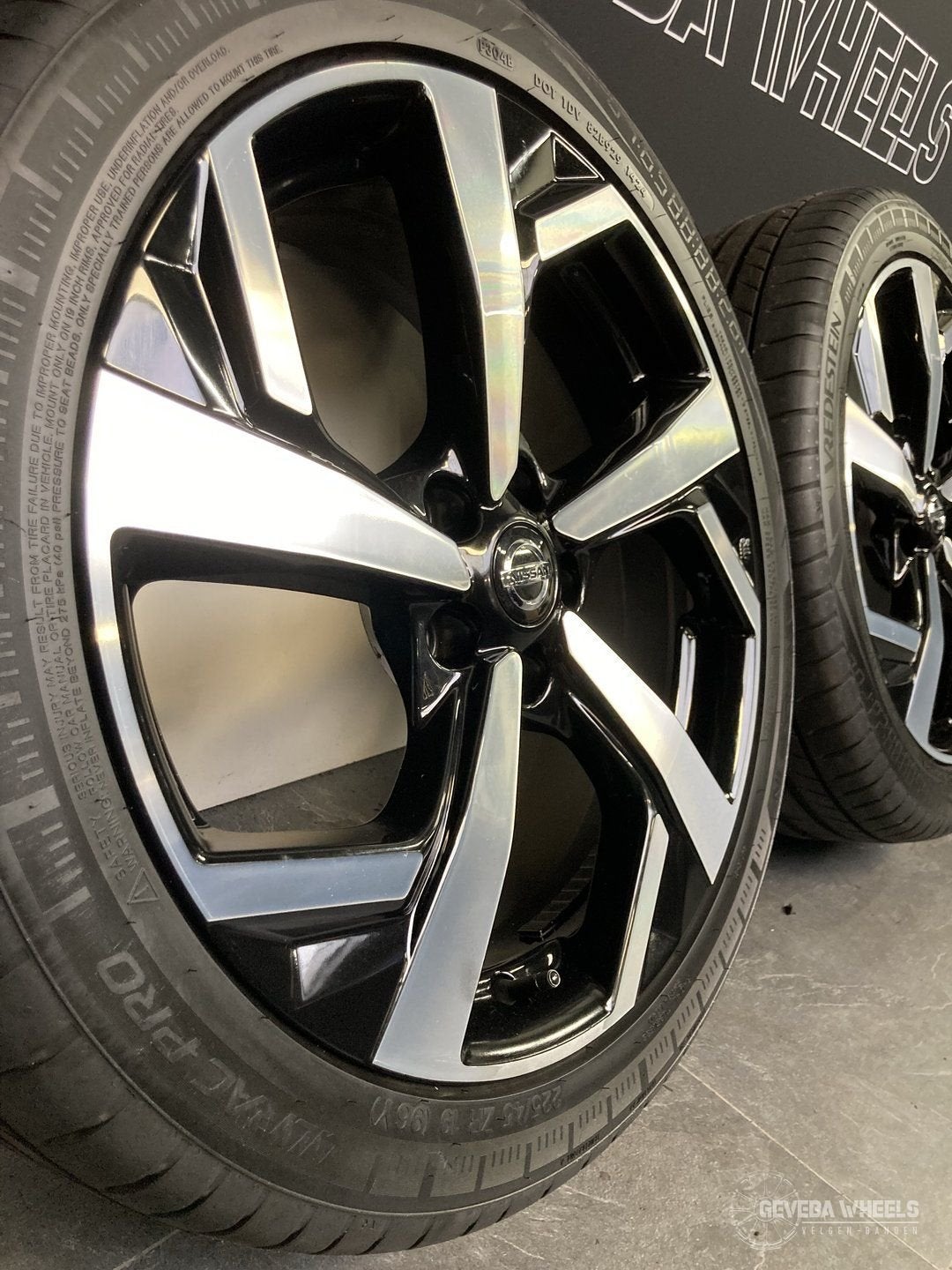 19” originele Nissan Qashqai J10 J11 Tekna velgen + banden, Auto-onderdelen, 19 inch, Gebruikt, -, -