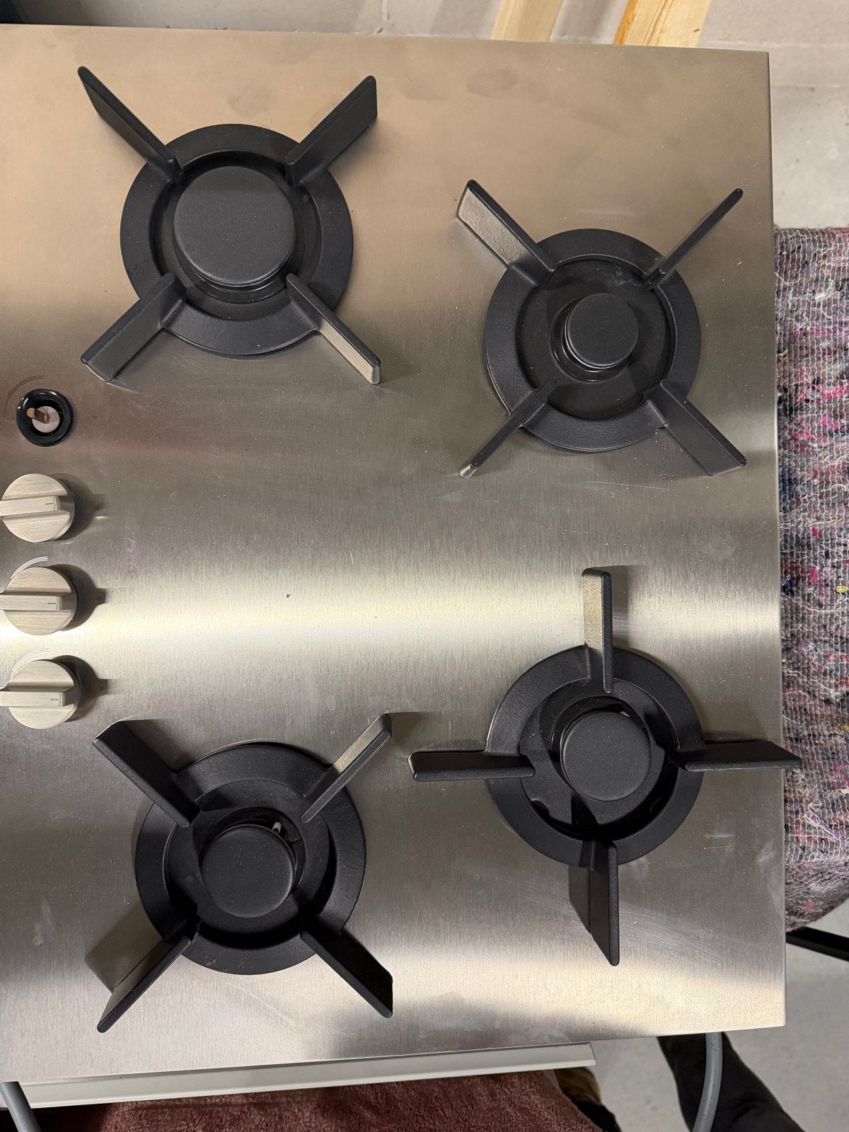 Atag gasfornuis met 4 pitten - knop ontbreekt, Ophalen, Gebruikt, 4 kookzones, Inbouw