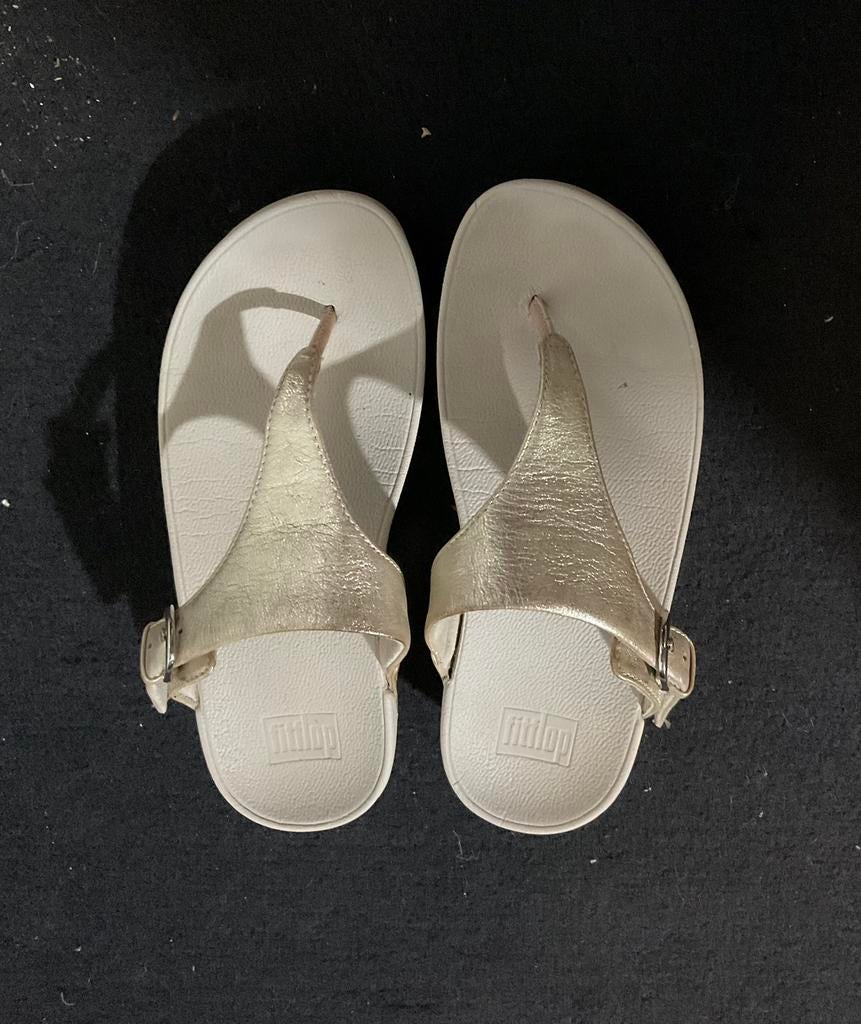 TE KOOP AANGEBODEN: FITFLOP TEENSLIPPERS, Kleding | Dames, Schoenen, Ophalen, Zo goed als nieuw