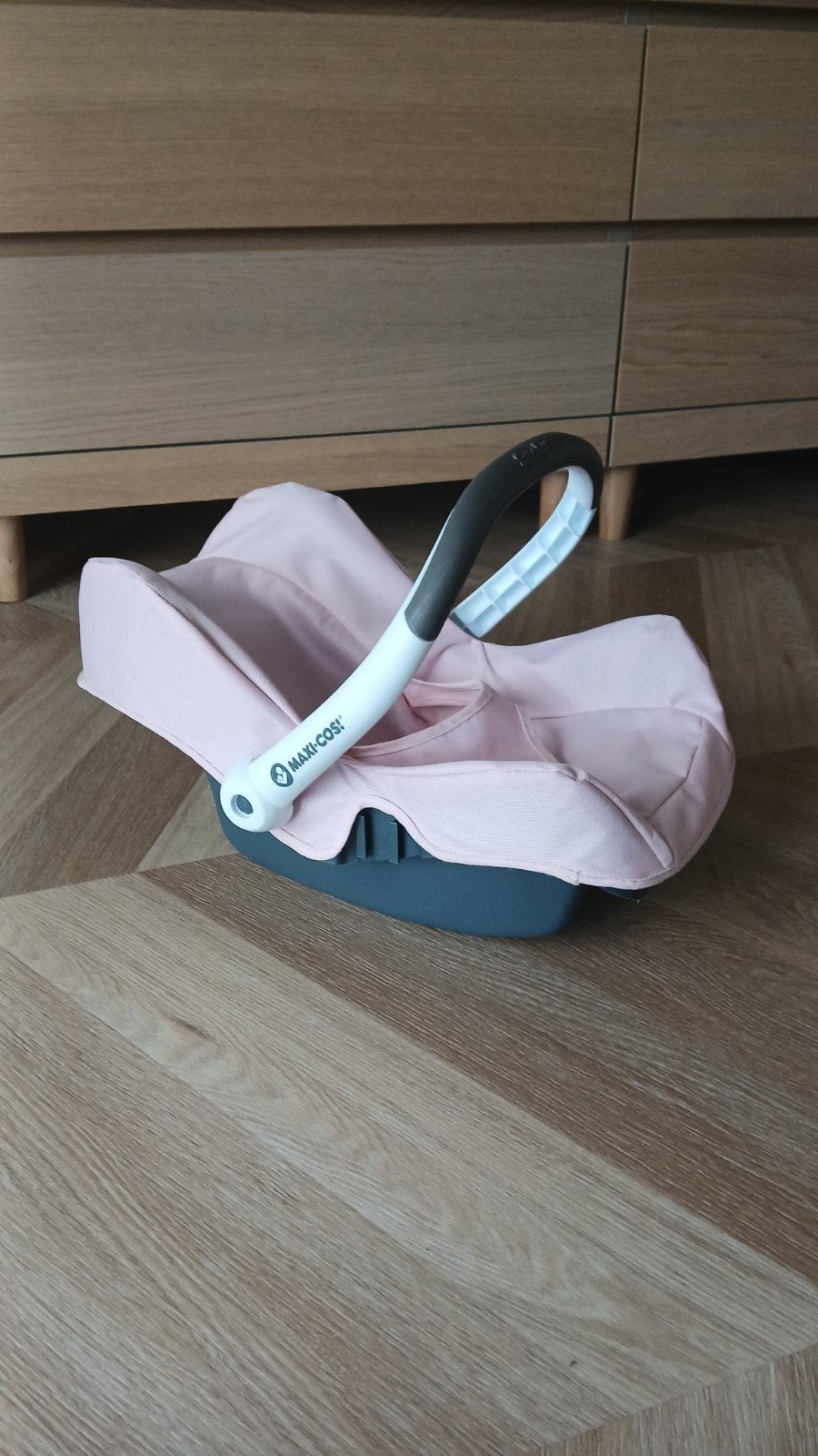 Leuke poppen Maxi-Cosi - Zo goed als nieuw!, Ophalen of Verzenden