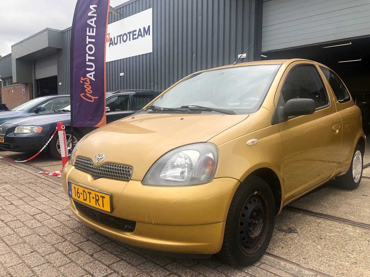 Toyota Yaris 1.3-16V VVT-i Luna airco | 5 deurs | zo meeneme, Auto's, Voorwielaandrijving, 1299 cc, Bedrijf, Handgeschakeld