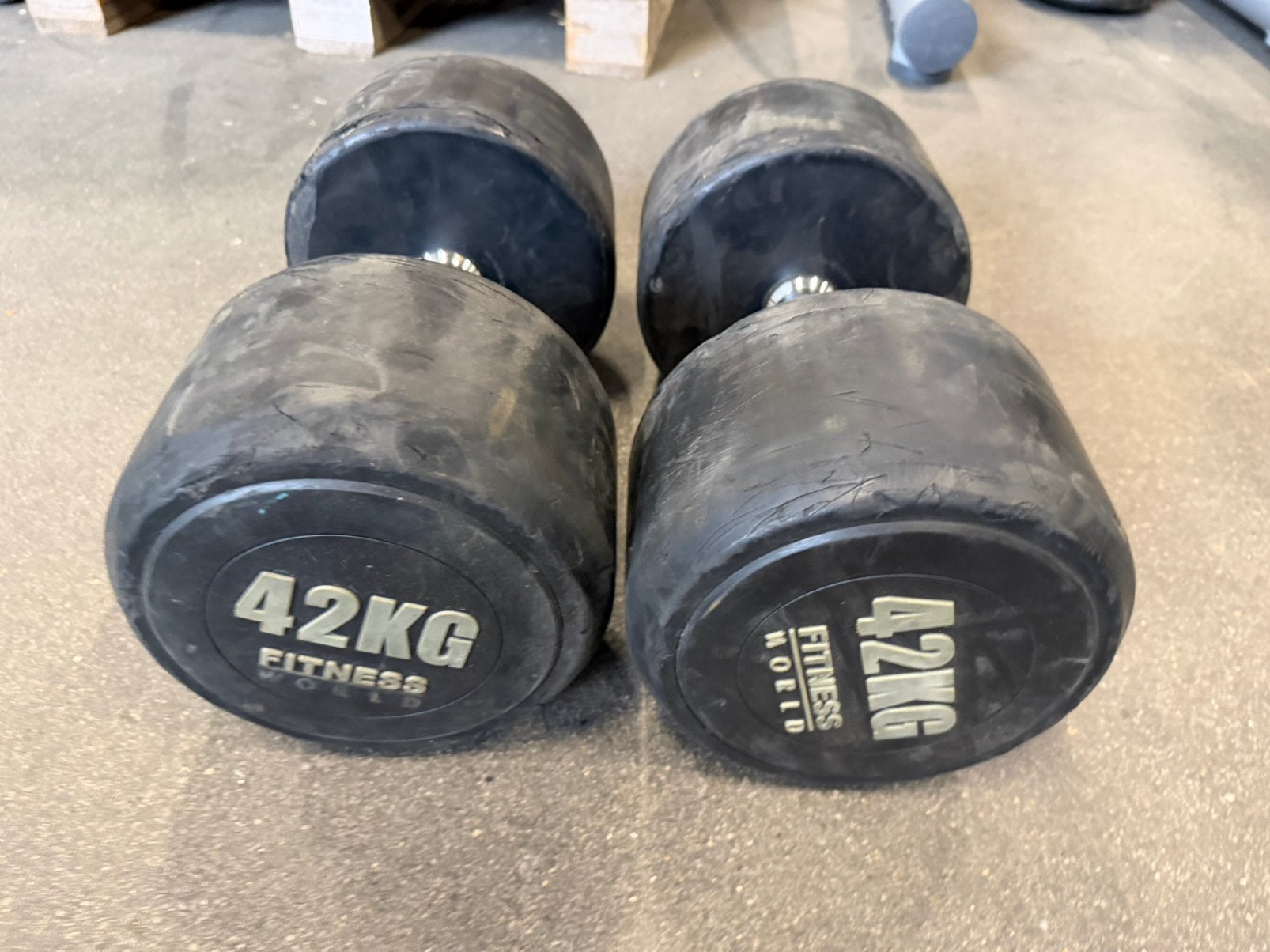 2x42kg Vaste  Dumbells, Ophalen, Gebruikt, Dumbbell