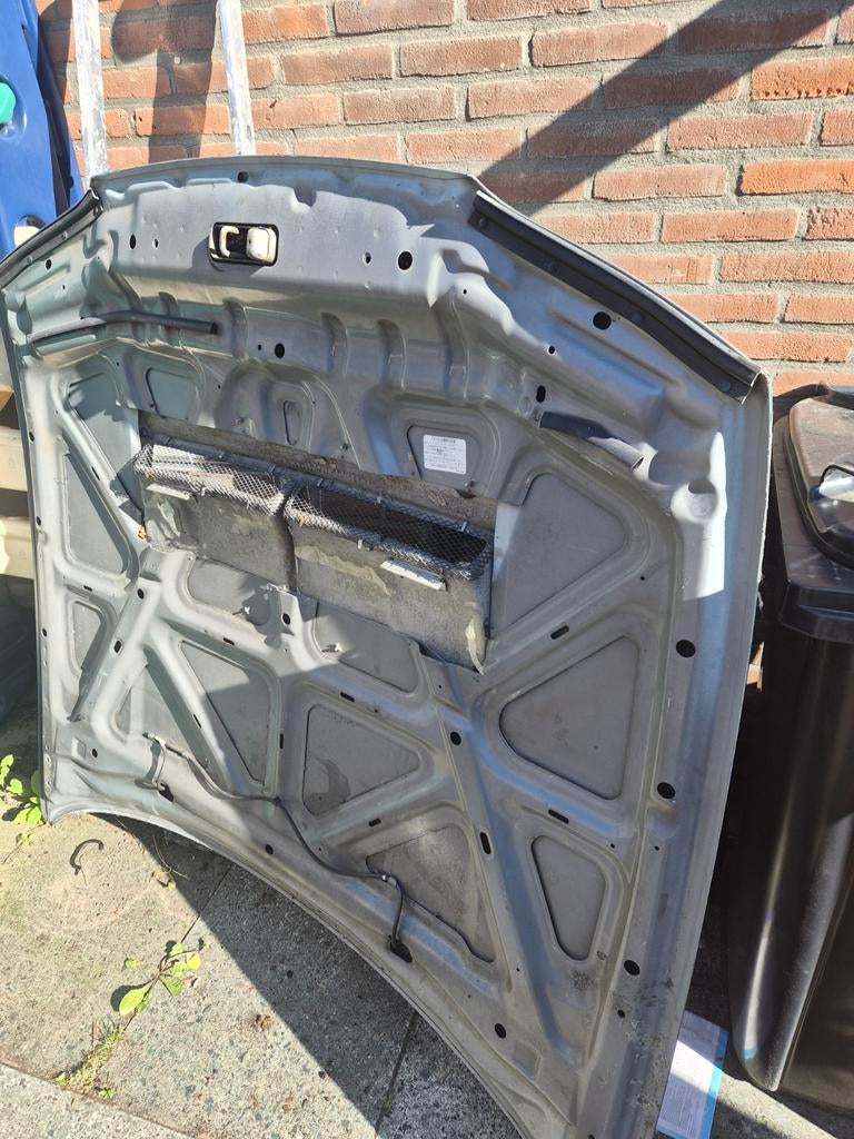 Nissan Skyline motorkap originele kleur zilver. Zwarte wrap, Auto-onderdelen, Ophalen of Verzenden, Nissan, Motorkap