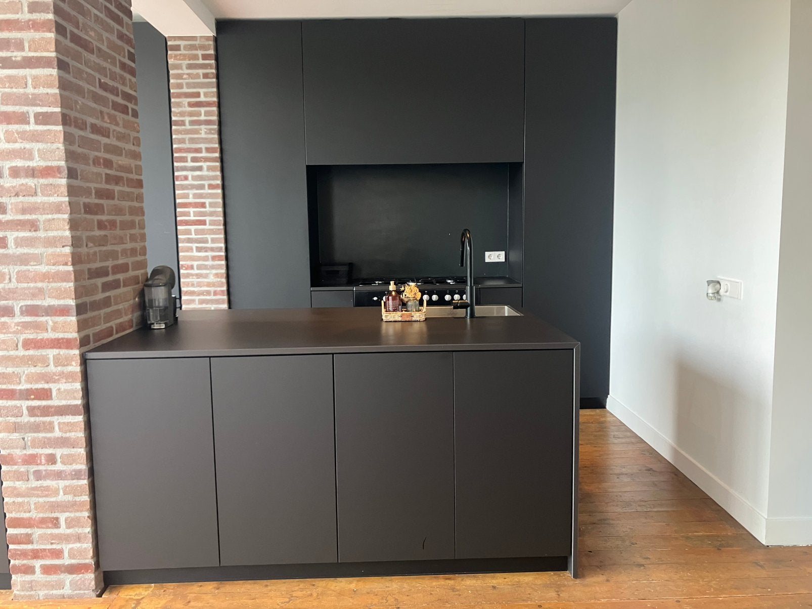 Zwarte matte keuken inclusief eiland!, Ophalen, Zo goed als nieuw, Overige typen