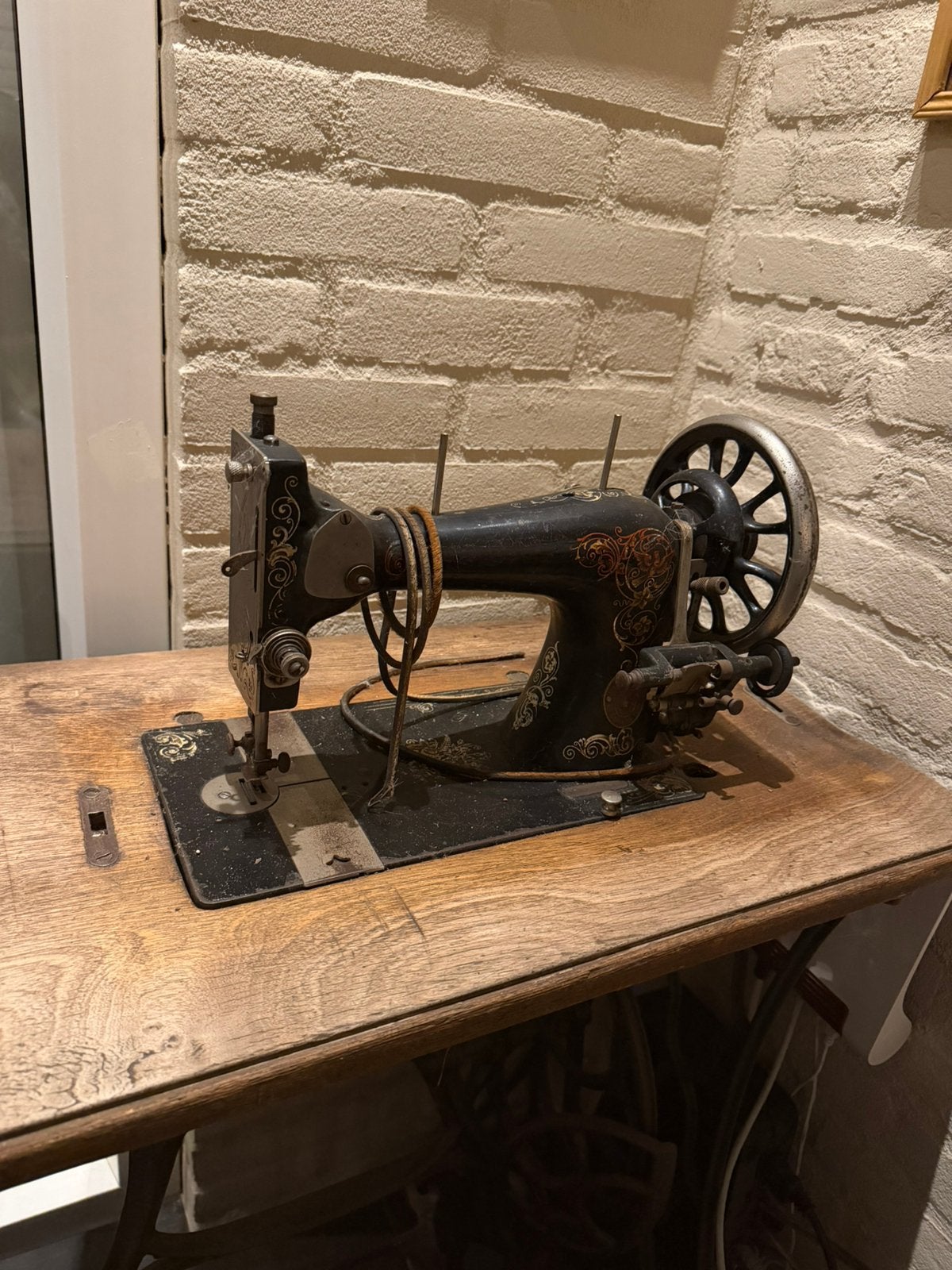 Gritzner Extra trap naaimachine, Antiek en Kunst, Antiek | Naaimachines, Ophalen