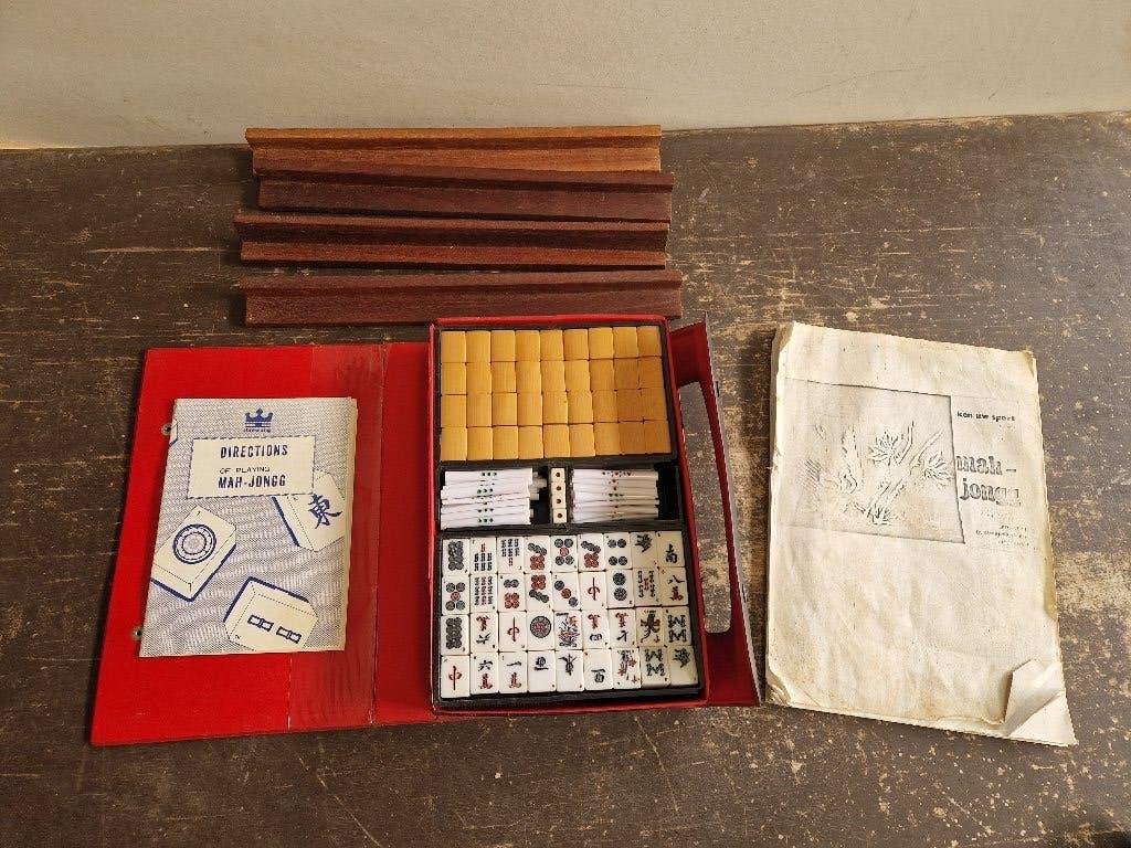 Prachtig vintage mahjongg spel in koffer, Ophalen of Verzenden, Gebruikt, Reisspel