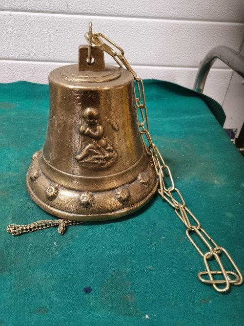 bel groot antiek messing met afbeelding, Antiek en Kunst, Antiek | Koper en Brons, Ophalen of Verzenden