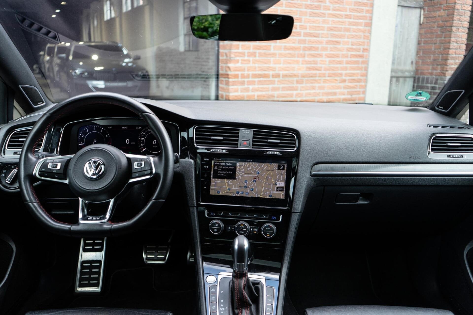 Volkswagen Golf 2.0 TSI GTI Performance Pano / Memory / Dyna, Auto's, Gebruikt, 4 cilinders, 1984 cc, 1337 kg