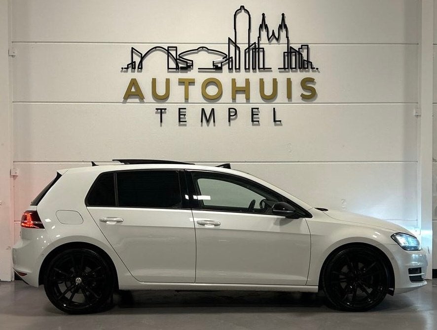 Volkswagen Golf 1.4 TSI ACT Highline Automaat Keyless Leder, Auto's, Gebruikt, 4 cilinders, Bi-Xenon koplampen, Wit
