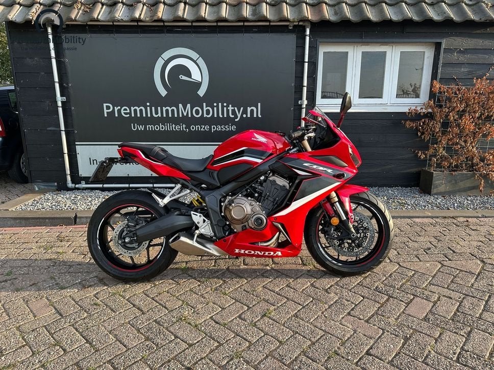 HONDA CBR 650 R (BJ 2021 / 10283 KM), HONDA, 4 cilinders, Bedrijf, Onbekend
