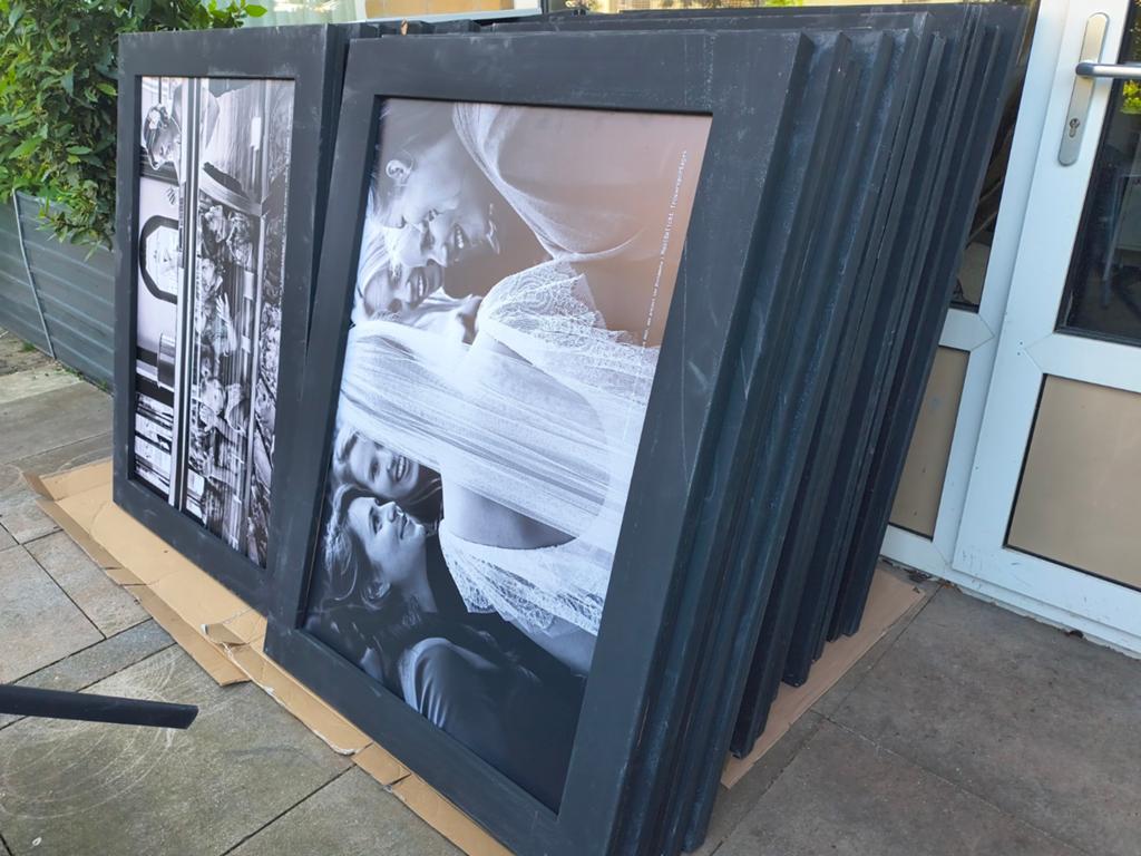 XL zwarte fotolijsten 120x80, €20 p.s. |30 stuks beschikbaar, Huis en Inrichting, Ophalen, Overige materialen, Gebruikt, 100 tot 125 cm