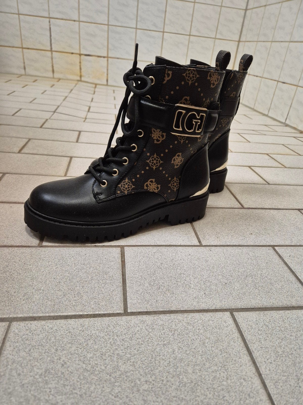 Guess laarzen maat 38, Guess, Zwart, Lage of Enkellaarzen, Nieuw
