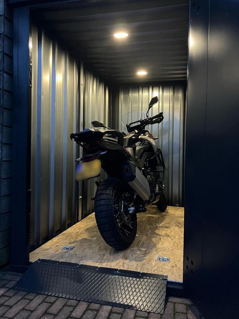 Motor - Berging - Tuin - Fiets opslag 1,5 x 2,6m, Verzenden, Zo goed als nieuw