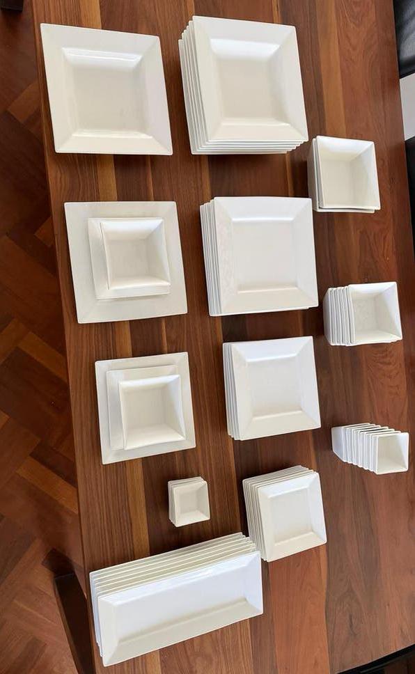 Servies Xenos witte vierkante borden en schalen, Huis en Inrichting, Keuken | Servies, Gebruikt, Compleet servies, Effen, Keramiek