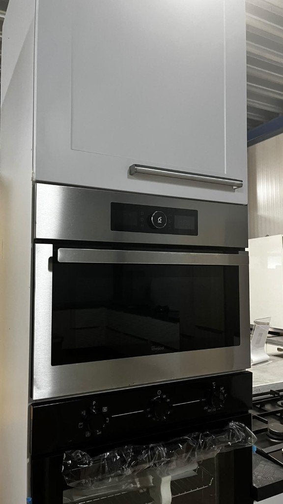 Keuken Compleet met APP 120Keukens op voorraad Nr. 3000, Ophalen, Zo goed als nieuw, Hoekkeuken, Greeploos