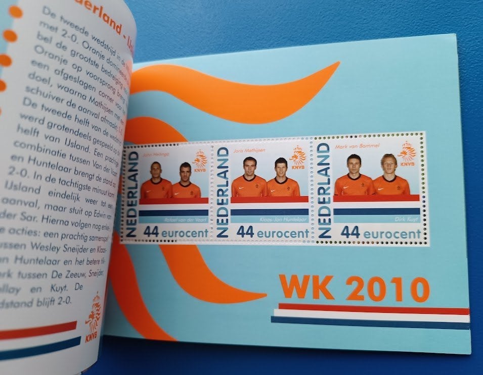 Persoonlijk Prestigeboekje 24 - WK Voetbal 2010, Ophalen of Verzenden, Na 1940, Postfris