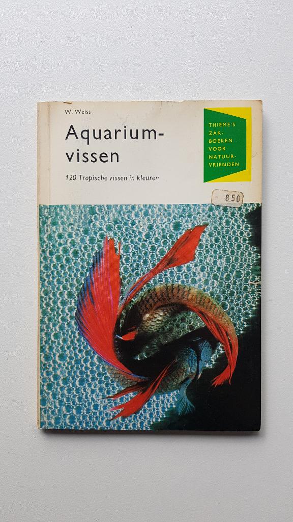 Boekje: Aquariumvissen / 120 Tropische vissen in kleuren, Boeken, Ophalen of Verzenden, Gelezen, Vissen, Waltraud Weiss