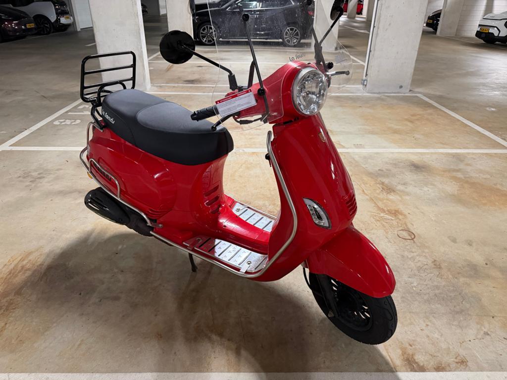 La Souris Sourini R Rood Scooter, Fietsen en Brommers, Scooters | Overige merken, Gebruikt, Maximaal 25 km/u, Benzine, Ophalen
