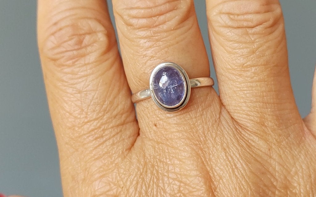 Zilveren ring met natuurlijke Tanzaniet steen zilver 925, 18 tot 19, O.T., Blauw, Nieuw