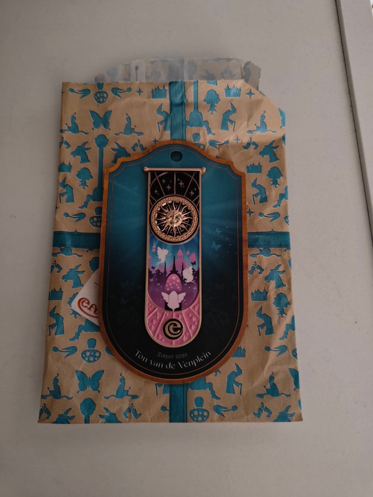 Efteling zomerpin #3 Ton van de Ven plein, Verzamelen, Verzenden, Nieuw, Overige typen