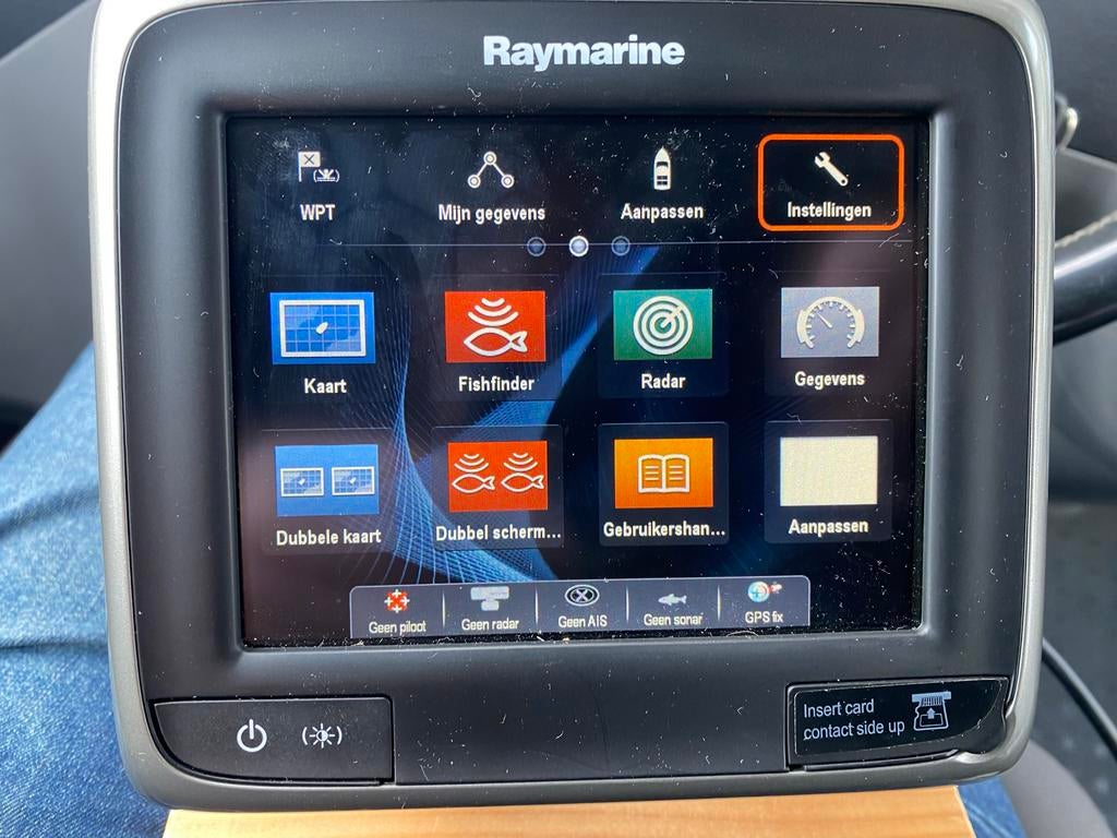 Raymarine A Series 5.7 Kaartplotter/ Compleet, Watersport en Boten, Navigatiemiddelen en Scheepselektronica, Ophalen, Gebruikt