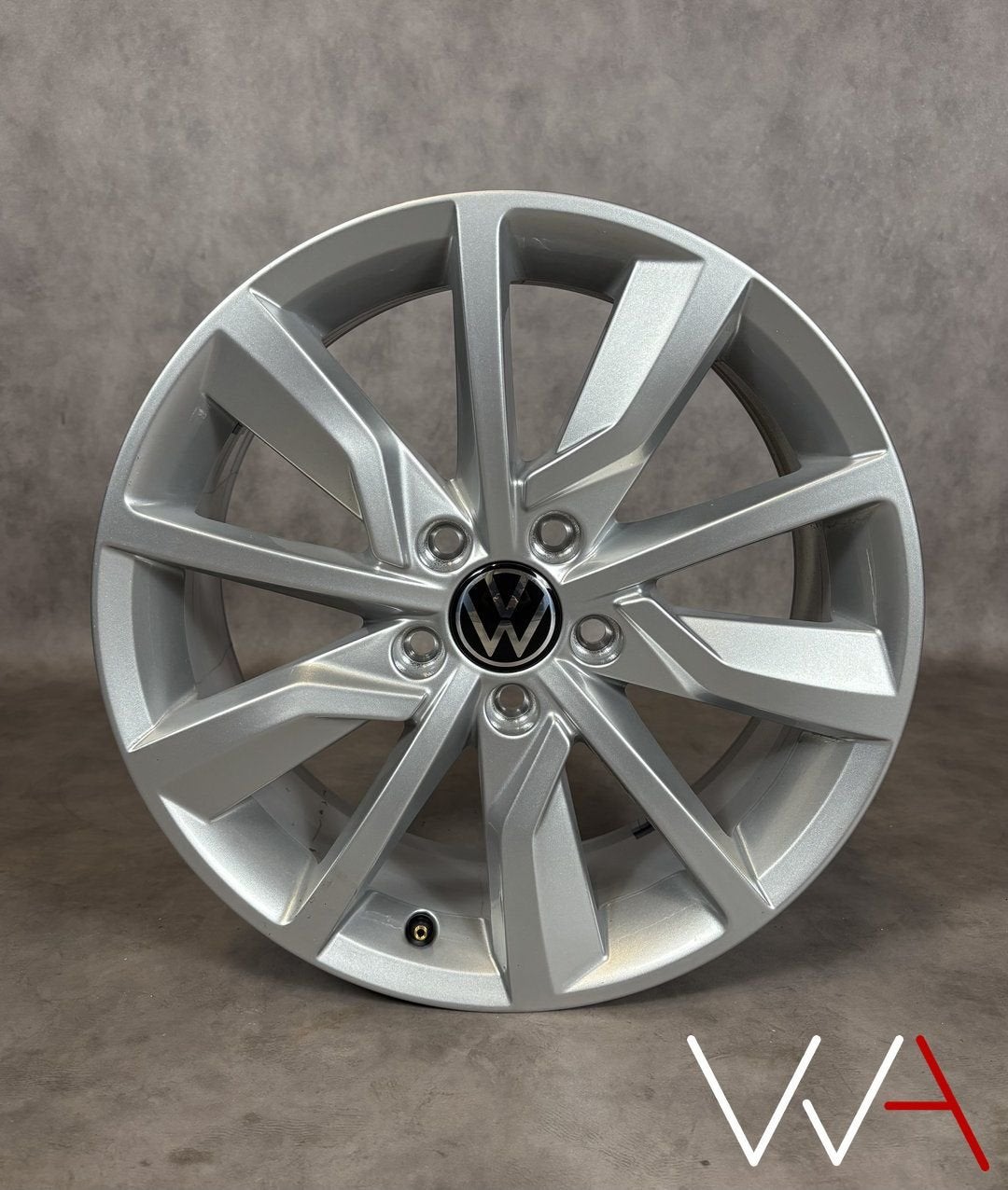 17'' Volkswagen Golf 8 Facelift ''Ronda'' Velg NIEUW BTW, Velg(en), -, -, Nieuw