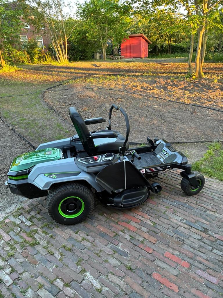 Gloednieuwe Ego Zero-Turn Z6 grasmaaier - waterschade, Ophalen, Gebruikt, Ego, 120 cm of meer