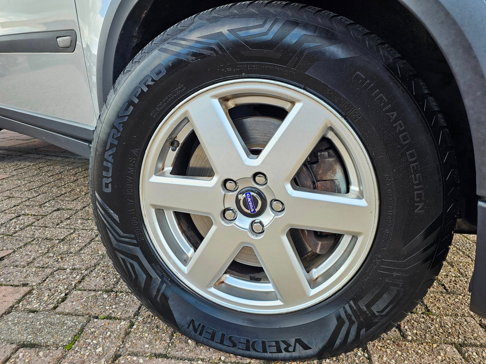 Volvo XC90 2.9 T6 - Leer - Automaat - 7 PERSOONS -, Auto's, Gebruikt, Zwart, 138 €/maand, 7 stoelen