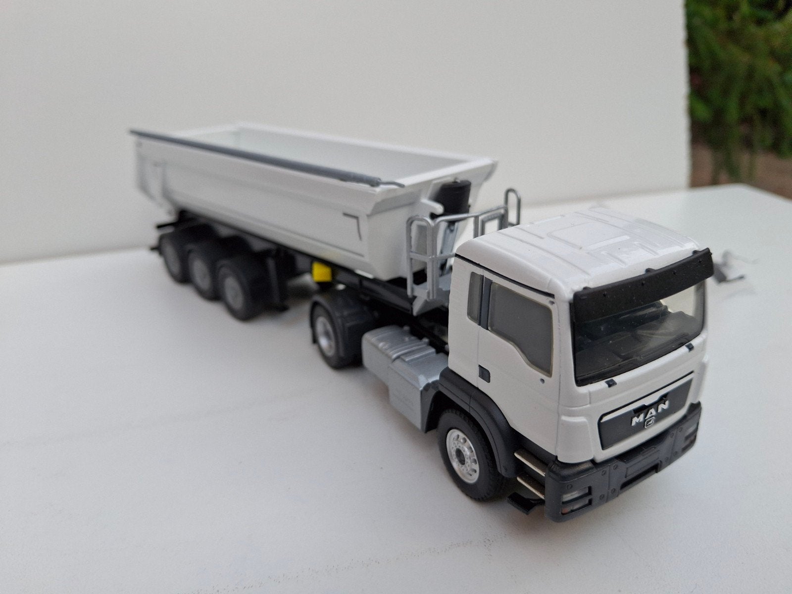 MAN TGS Kipper 1:50, Ophalen of Verzenden, Zo goed als nieuw, Bus of Vrachtwagen, Conrad