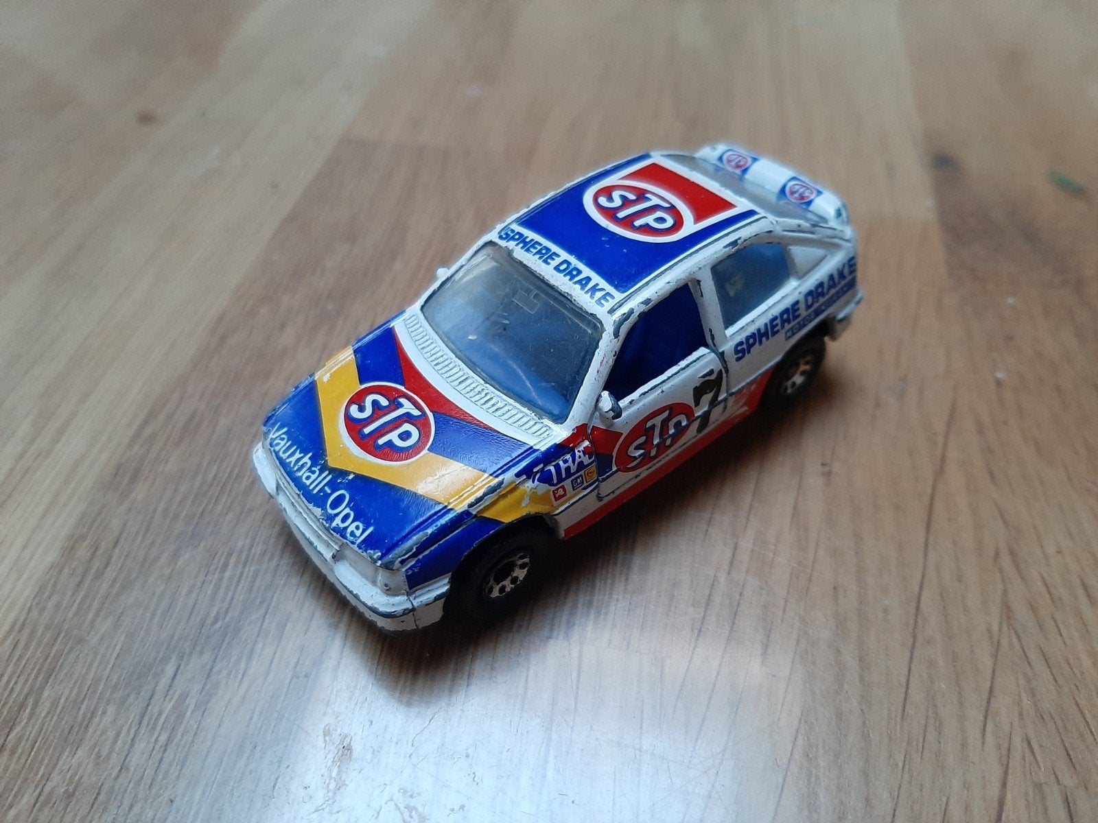 Matchbox Vauxhall Opel Kadett GSI STP raceauto 1985, Ophalen of Verzenden, Gebruikt, Auto, Matchbox