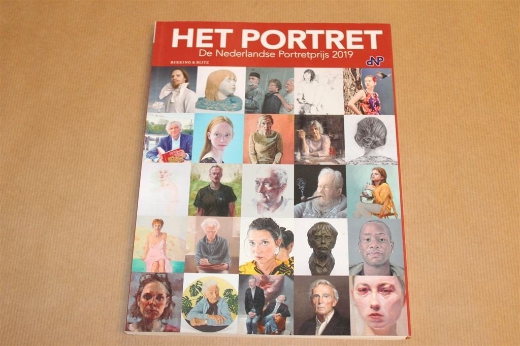Het Portret — Nederlandse Portretprijs [2019], Ophalen of Verzenden, Zo goed als nieuw