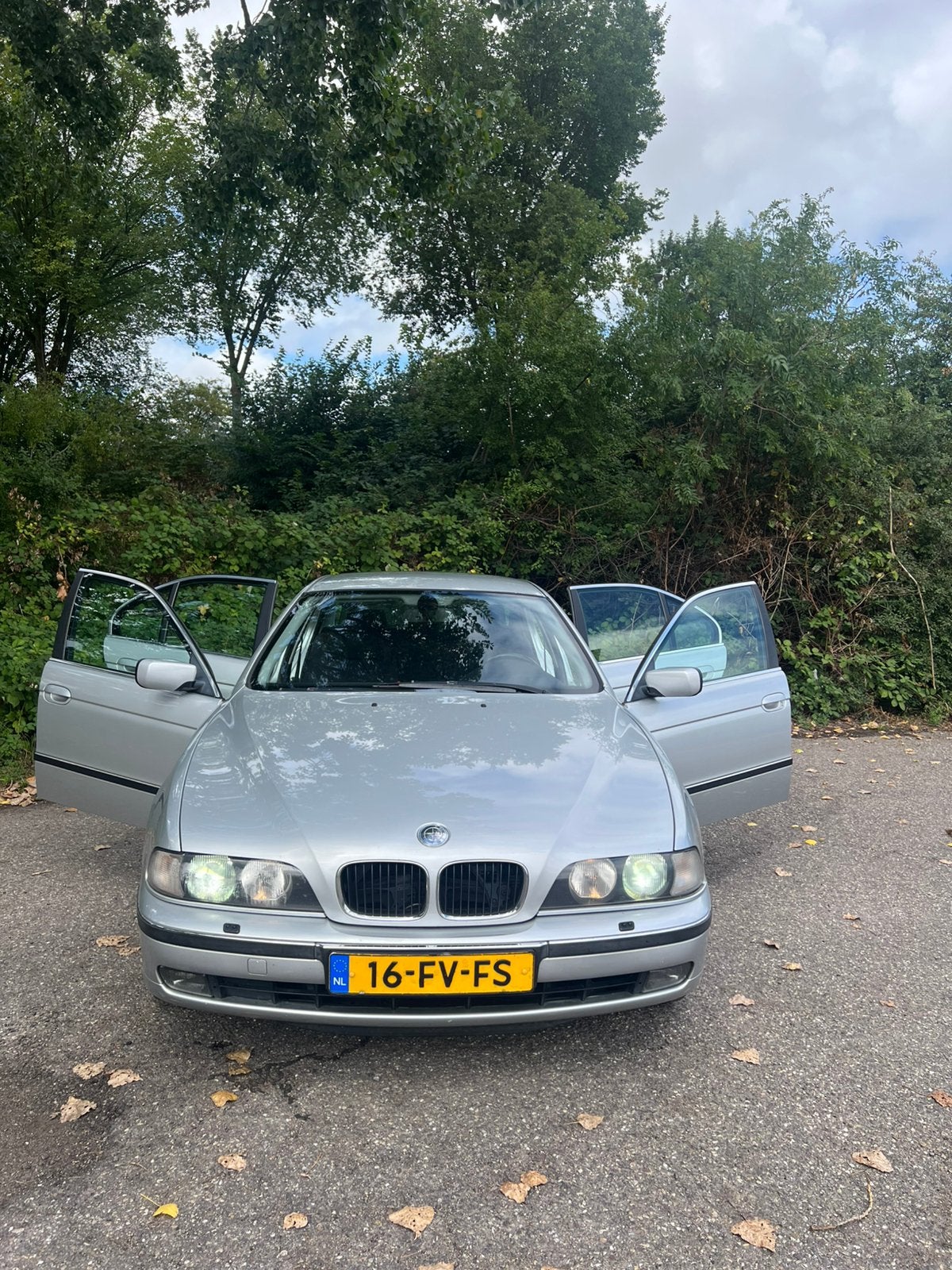 BMW 5-Serie 2.8 I 528 AUT 2000 Grijs, Automaat, Zwart, 1505 kg, 2793 cc