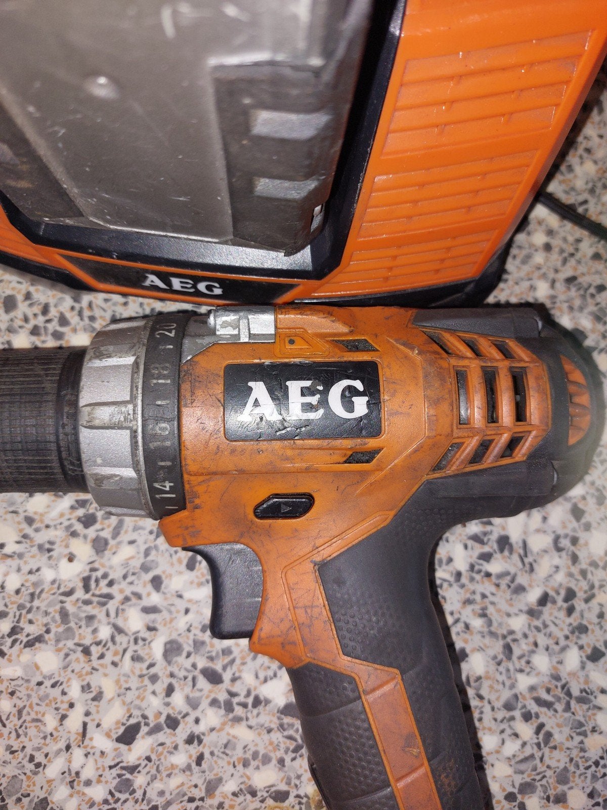AEG 18V Pro Boormachine met 2x 4Ah Accu's, Doe-het-zelf en Verbouw, Gereedschap | Boormachines, Ophalen of Verzenden, Gebruikt