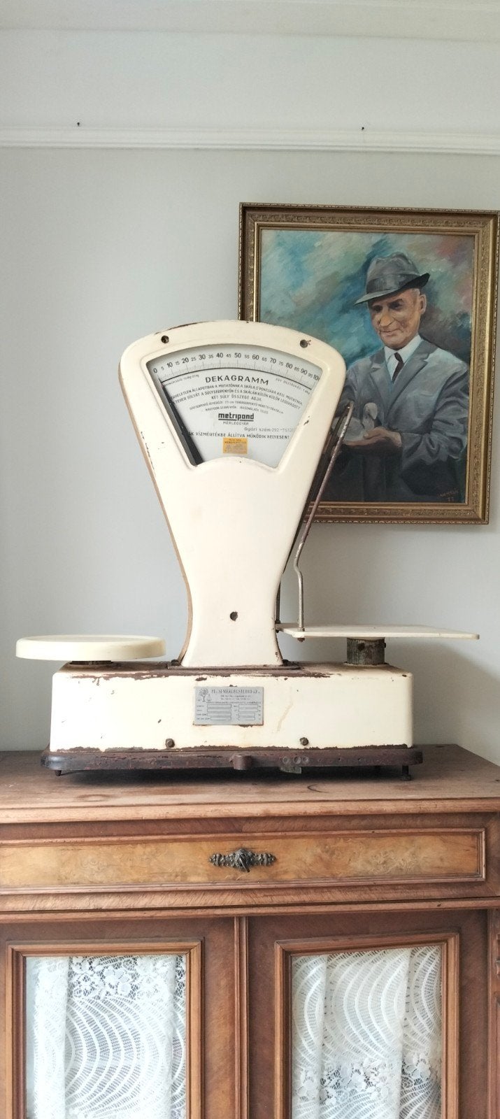 Vintage Hongaarse Weegschaal Pécs - tot 10 kg, Ophalen