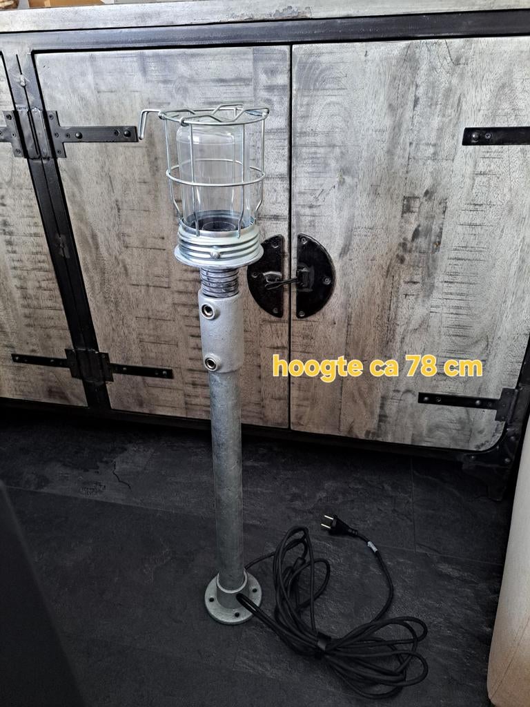 Stoere industriële staande lamp - zgst, Ophalen, Zo goed als nieuw, Minder dan 100 cm, Metaal