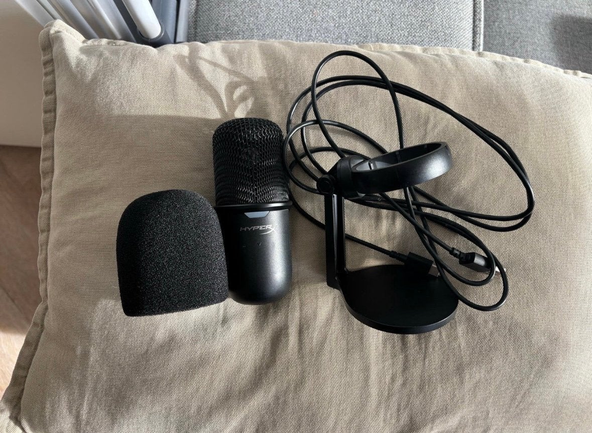 HyperX SoloCast USB Microfoon - Perfect voor Streaming/Gamin, Ophalen of Verzenden, Zo goed als nieuw, Studiomicrofoon