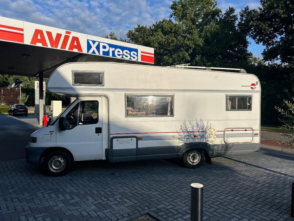 Burstner Alkoof 6 pers. camper, Koelkast, Alkoof, Fiat, Treinzit