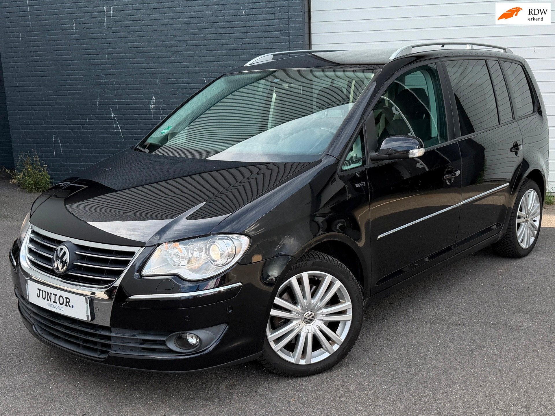 Volkswagen TOURAN 1.4 TSI Highline DSG/7PERSOONS/APPLECARPLA, Stof, Gebruikt, Zwart, 4 cilinders